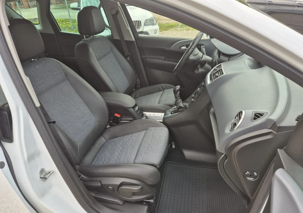Opel Meriva cena 22900 przebieg: 169000, rok produkcji 2010 z Augustów małe 379